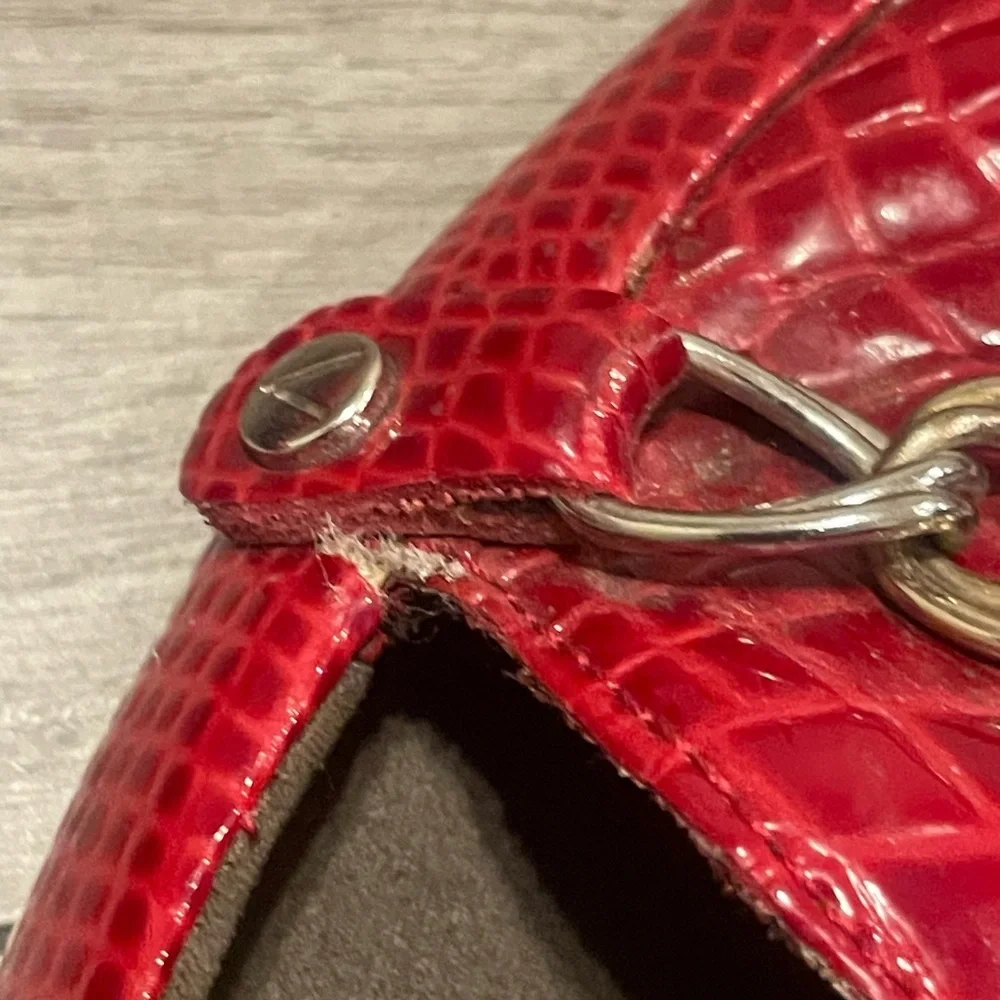 Vionic Red Patent Leather Lizard Pattern Loafers Size 7